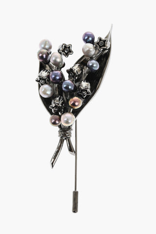 Floral Brooch with Pearl Detailing