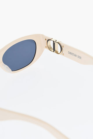Solid Color 30 MONTAIGNE S9U Sunglasses with Golden Metal CD Logo