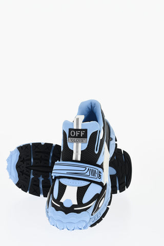 Low-Top GLOVE With Chunky Sole