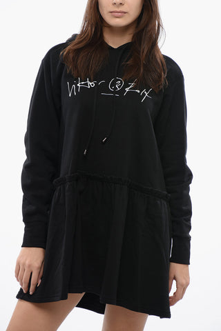 Sweatkleid mit Kapuze und besticktem Logo