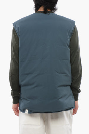 Piumino Smanicato Impermeabile con Zip Frontale