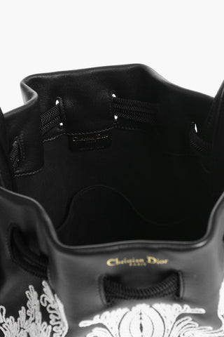 Borsa a Secchiello in Pelle Ricamata con Nappine
