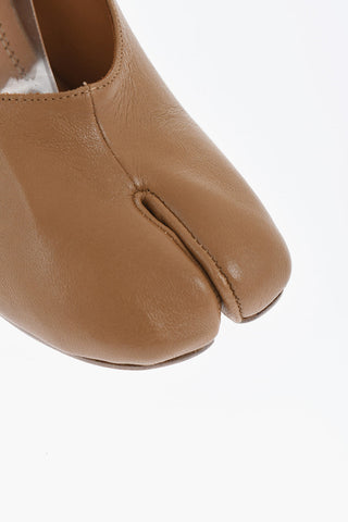 Pumps Tabi in Pelle con Cinturino alla Caviglia