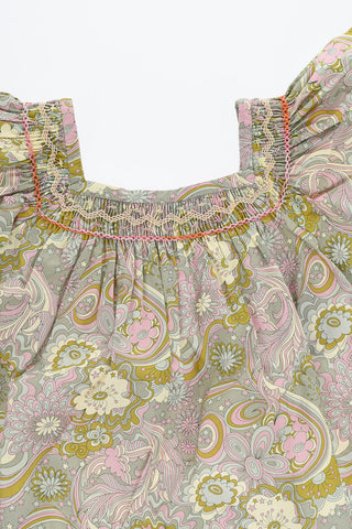 플로럴 블라우스 앞 드레이핑