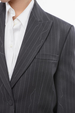 Tomboy-Fit-Blazer aus Schurwollmischung mit Nadelstreifen