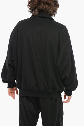 Felpa Mock Neck in Tinta Unita con Dettagli Tono su Tono