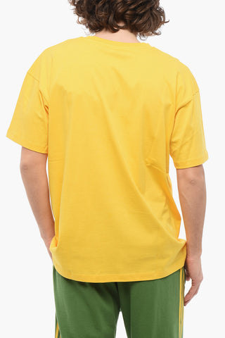 Solid Color Crew-neck T-Shirt with Contrasting Print