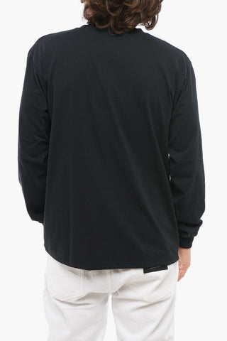 T-Shirt Girocollo a Maniche Lunghe con Taschino