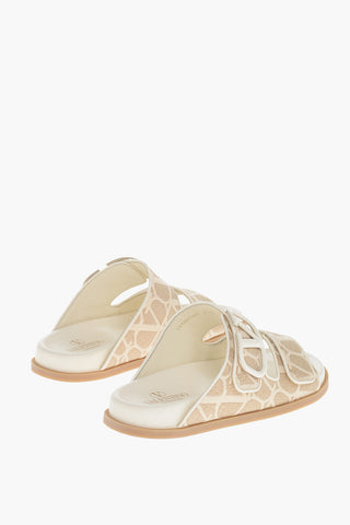 Sliders in Rafia Monogram con Fibbia Logata