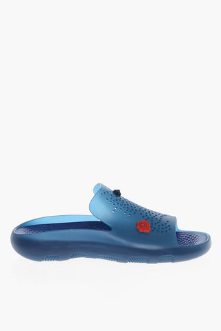 Embossed STINGRAY Slides with Charme