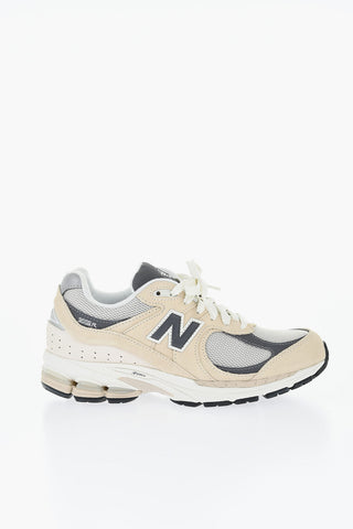 Sneakers 2002R in Suede con Inserti in Mesh