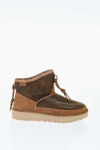 Craquelè Suede Boots with Visible Stitches
