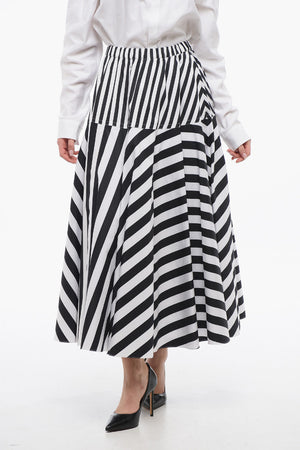 스트라이프 무늬 플레어 미디 스커트