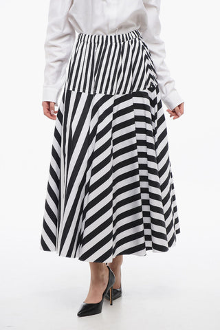 스트라이프 무늬 플레어 미디 스커트