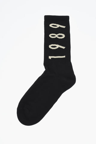 Ribbed Long Socks with Contrast Embroidery