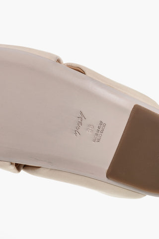 Slides In Pelle Criss-Cross