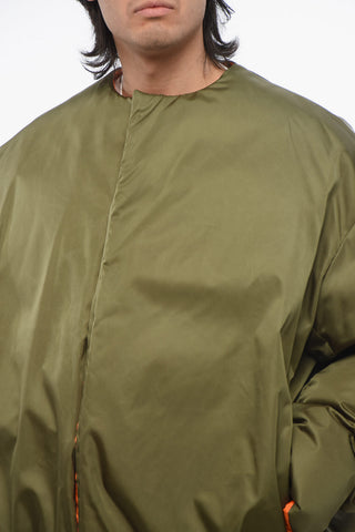 Piumino RE-NYLON Oversized con Bottoni a Pressione
