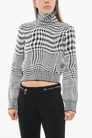 Turtleneck Stretch Wool Sweater with Houndstooth Pattern