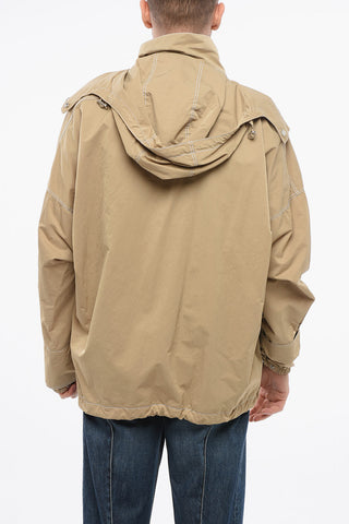 Parka in Nylon Tech con Cuciture a Vista