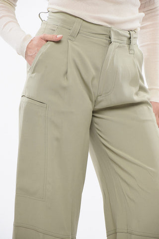 Wide Trousers with Pleats