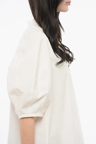 Camicia con Maniche 3/4 e Dettaglio da Allacciare