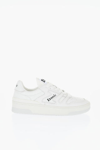 Solid Color Leather Low Top Sneakers with Contrasting Logo