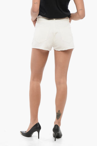 DENIM Shorts mit einer Falte CERESIO mit ausgefranstem Saum und Cut-Out-Details