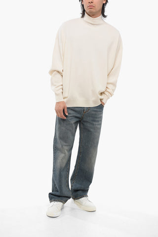 Pullover a Collo Alto in Lana Vergine