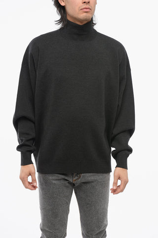 Pullover a Collo Alto in Lana Vergine
