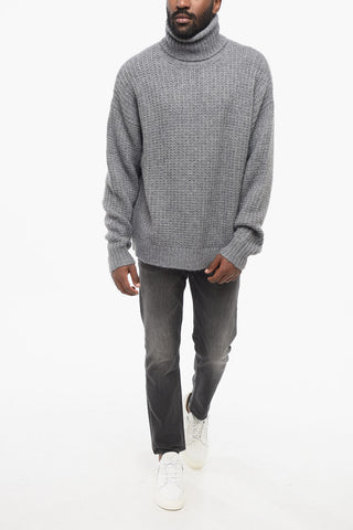 Pullover a Collo Alto in Cashmere e Seta