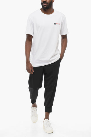 Standard-Fit Rundhals-T-Shirt mit Maxi-Print auf dem Rücken