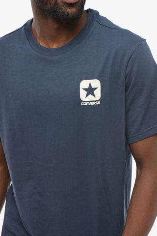 T-Shirt mit Rundhalsausschnitt aus Baumwolle mit kontrastierendem und erhabenem Logo