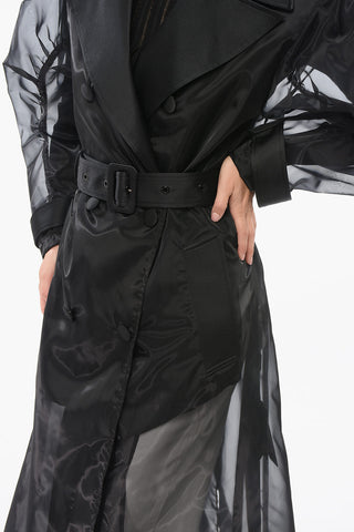 Trench in Organza Tecnica con Maniche Arricciate