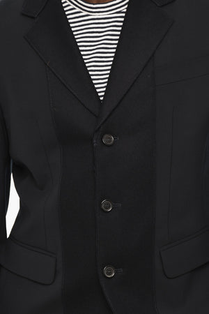 Blazer in Lana Vergine con 3 Bottoni e Tasche ad Aletta