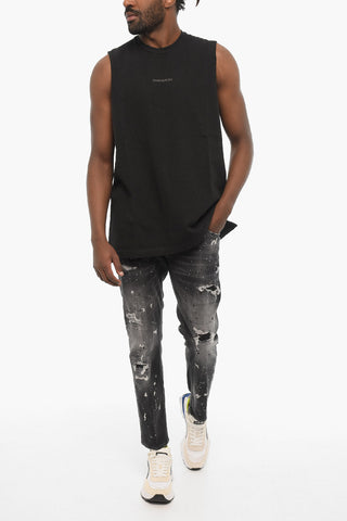 Plain Crew-Neck T-shirt with Embossed Logpo