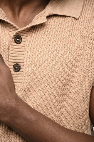 Maglia in Cotone Senza Maniche con Dettaglio in Pelle e Collo a Polo