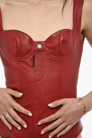 Lederbody mit Logoknopf