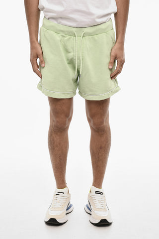 Shorts a Tinta Unita con Bande a Contrasto