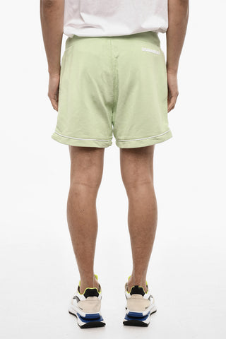 Shorts a Tinta Unita con Bande a Contrasto