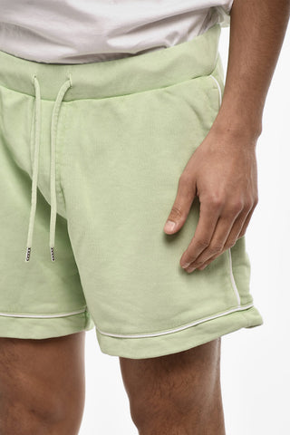 Shorts a Tinta Unita con Bande a Contrasto
