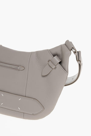 MM11 Umhängetasche 5AC ON BODY aus gehämmertem Leder