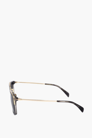 Wayfarer Sunglasses with Metal Rods