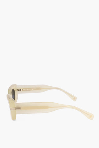 RUNAWAY Rectangular Sunglasses with Thick Temples