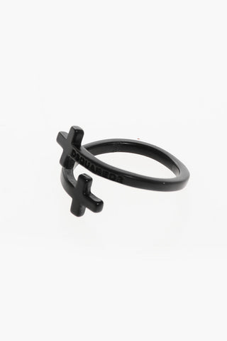 Lacquered Metal Ring with Cross-Shaped Ends