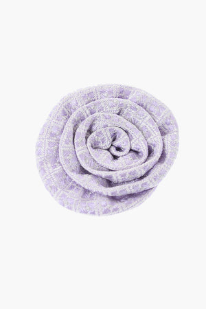 Bestickte Reversnadel aus Seide