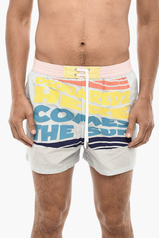 Contrasting Desing Swim Short with Print