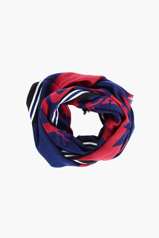 Two-Tone CANADIAN TEAM Scarf with Contrasting Details