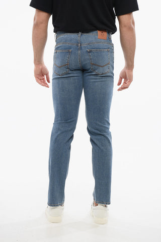 Jeans a Gamba Regolare con Effetto Delavè