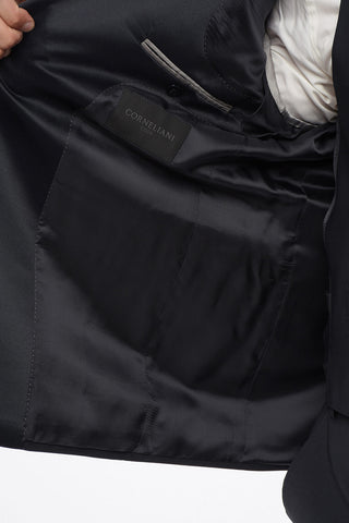 CODE Abito Tre Pezzi in Lana Vergine con Dettagli Satin