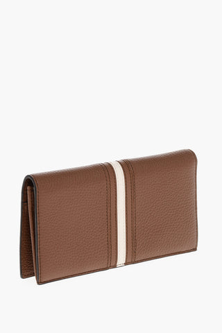 Bifold-Geldbörse aus genarbtem Leder